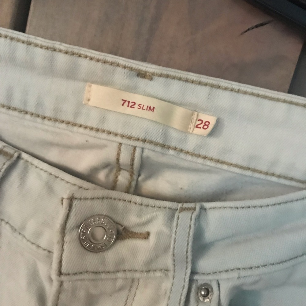 Levi’s Jeans - Picture 2 of 4